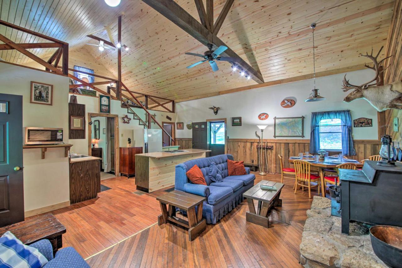 Waters Edge Retreat With Deck On Patoka Lake! Taswell المظهر الخارجي الصورة